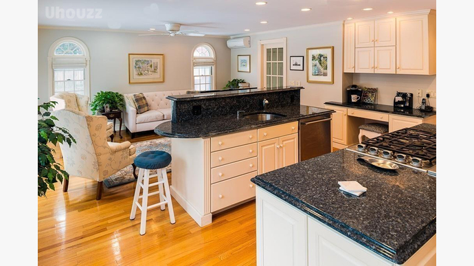 rose avenue, marblehead, 01945