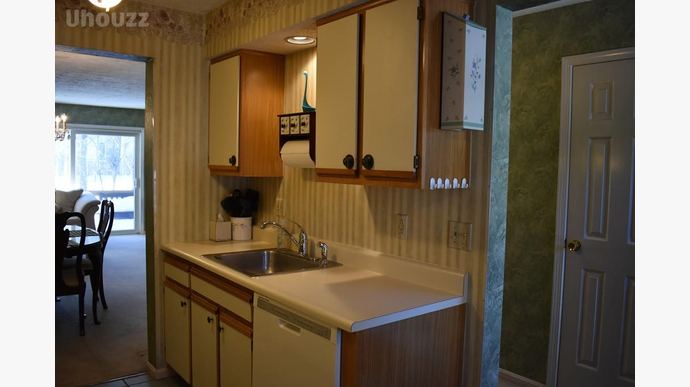 steeplechase ct., haverhill, nh 01832