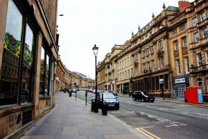 6935b06276cc40539e3b2345a4bd7e32